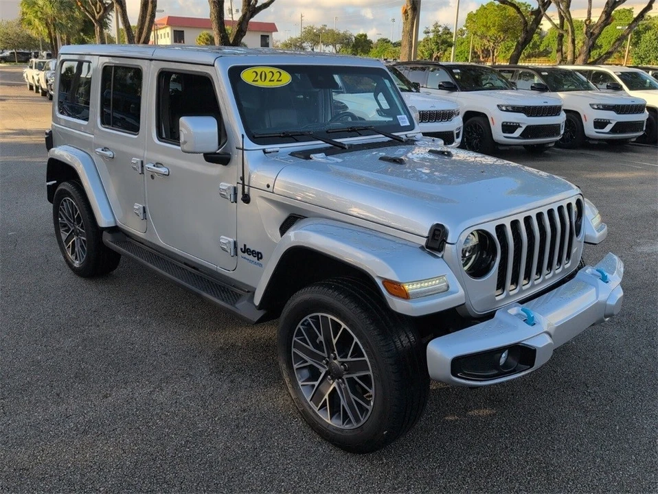 2022 Jeep JL Wrangler - Image 2 of 21