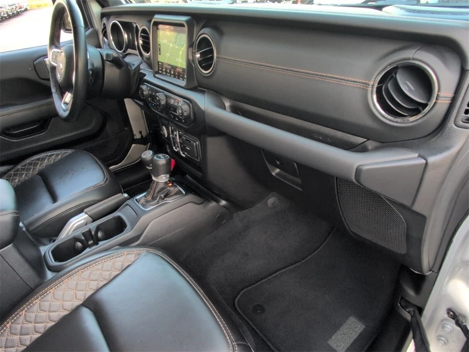 2022 Jeep JL Wrangler - Image 14 of 21