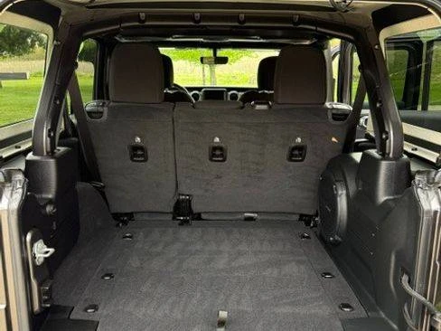 2022 Jeep JL Wrangler - Image 3 of 5