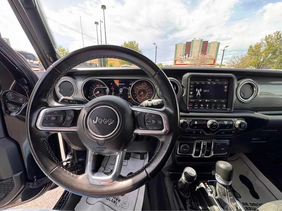 2022 Jeep JL Wrangler - Image 9 of 16