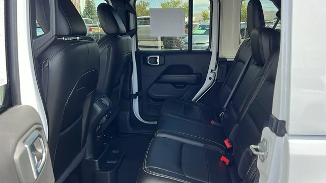2022 Jeep JL Wrangler - Image 15 of 20
