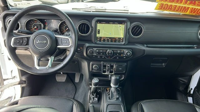 2022 Jeep JL Wrangler - Image 17 of 20