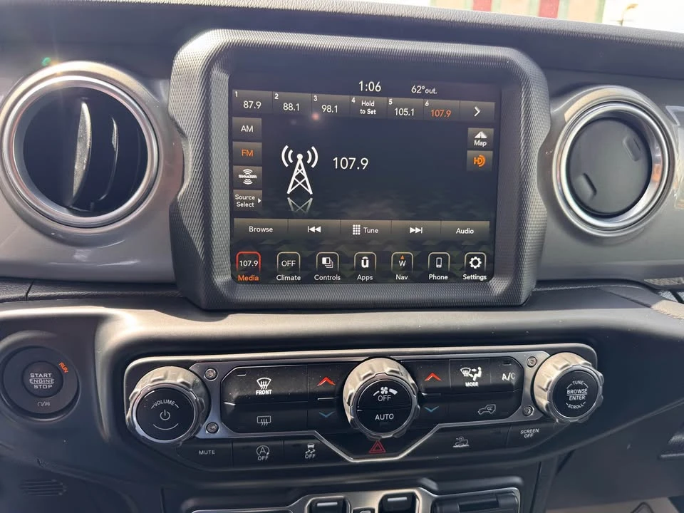 2022 Jeep JL Wrangler - Image 6 of 16