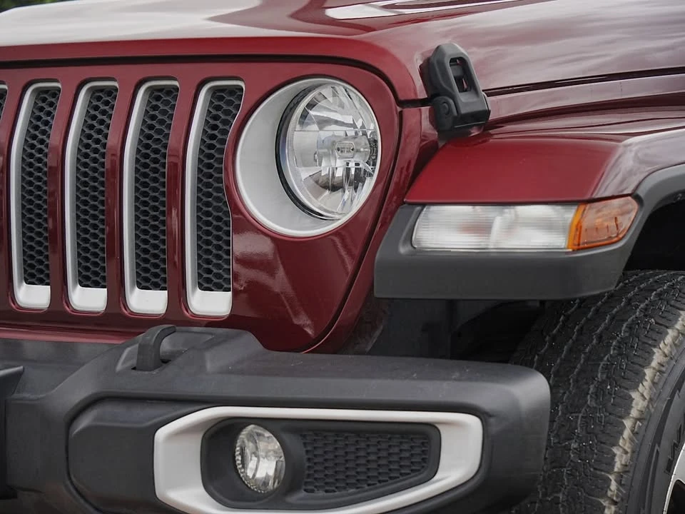 2022 Jeep JL Wrangler - Image 18 of 19