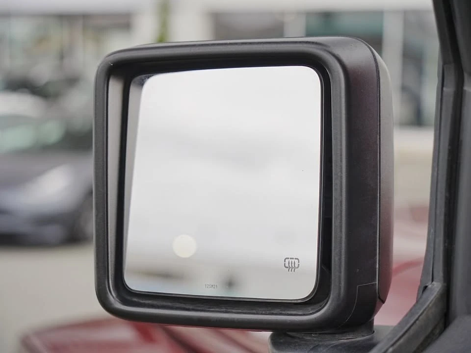 2022 Jeep JL Wrangler - Image 16 of 19