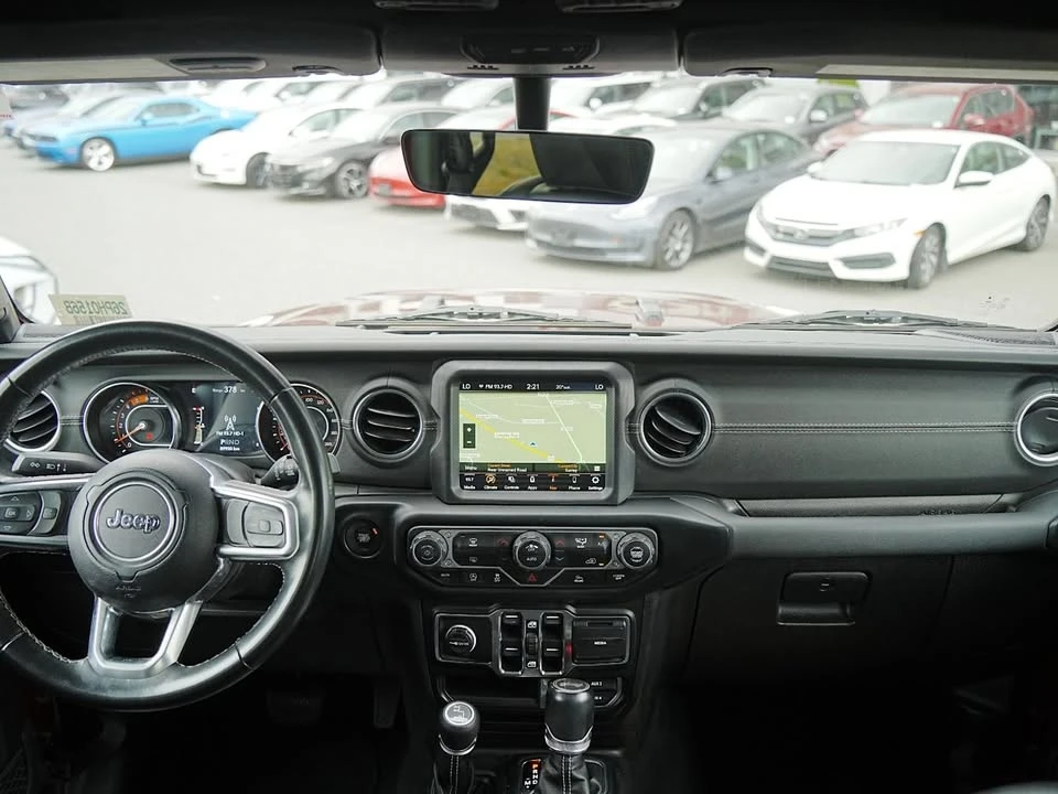 2022 Jeep JL Wrangler - Image 13 of 19