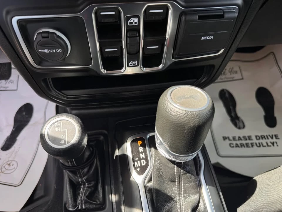 2022 Jeep JL Wrangler - Image 7 of 16