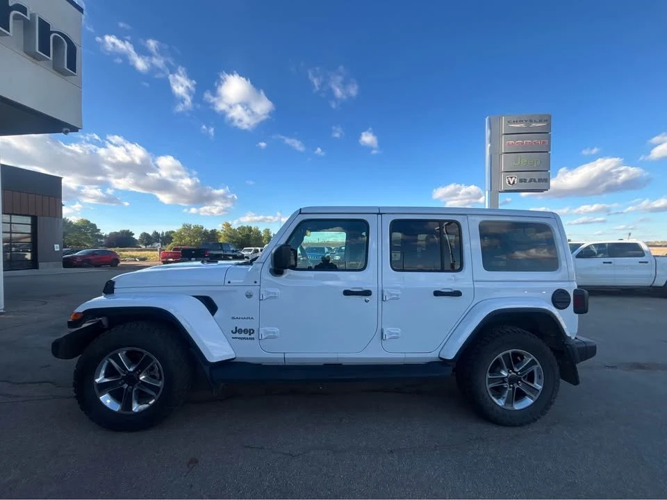 2022 Jeep JL Wrangler - Image 3 of 14