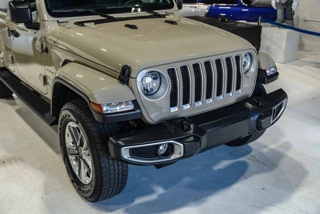 2022 Jeep JL Wrangler - Image 5 of 12