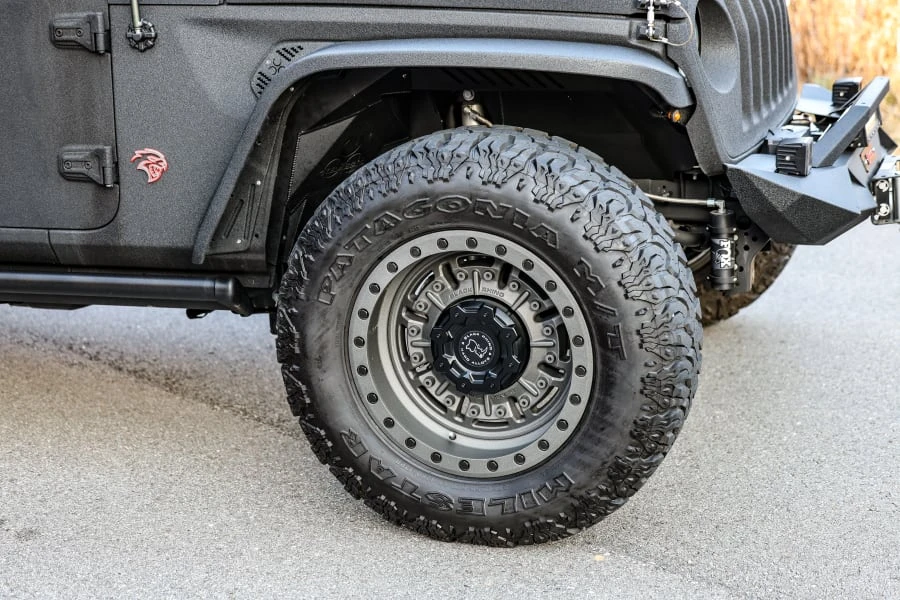 2022 Jeep JL Wrangler - Image 18 of 31