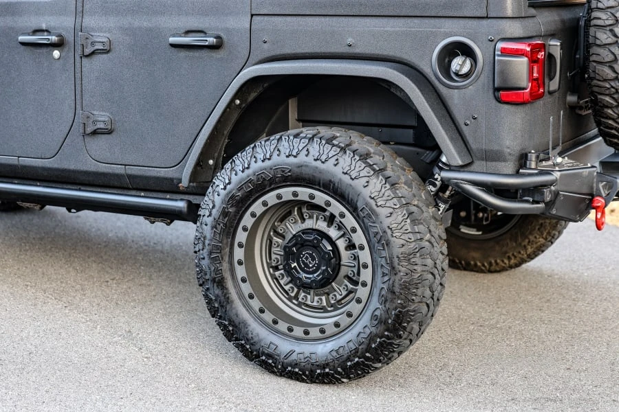 2022 Jeep JL Wrangler - Image 22 of 31