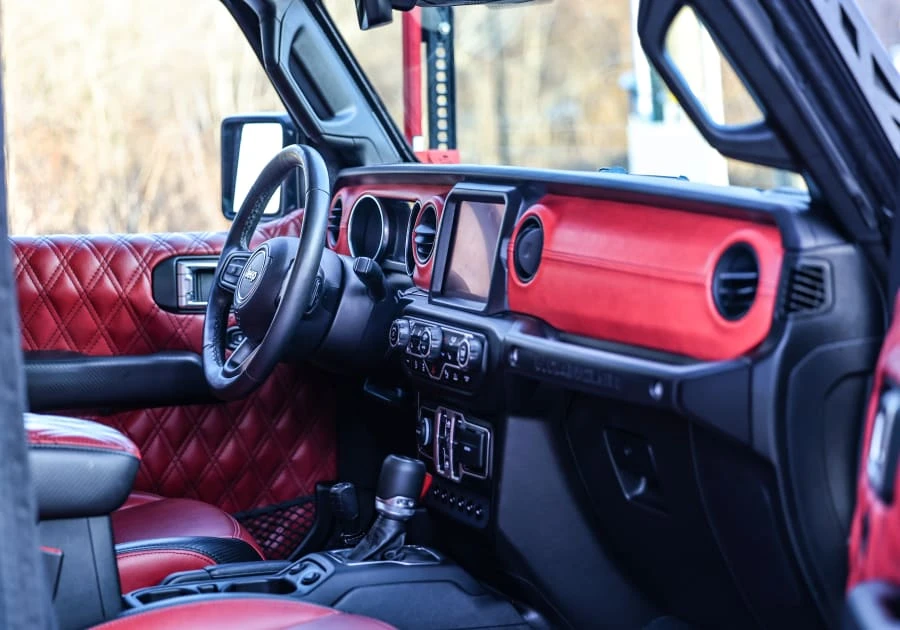2022 Jeep JL Wrangler - Image 29 of 31