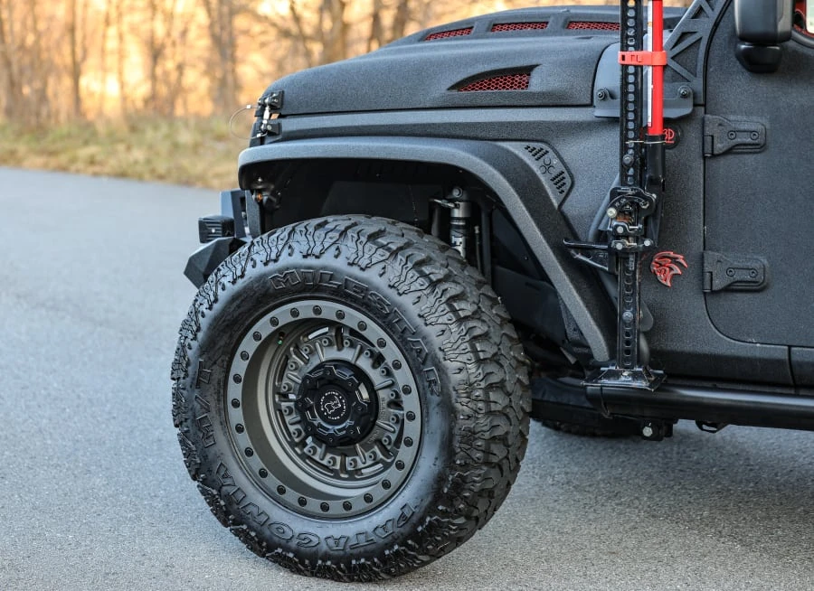 2022 Jeep JL Wrangler - Image 17 of 31