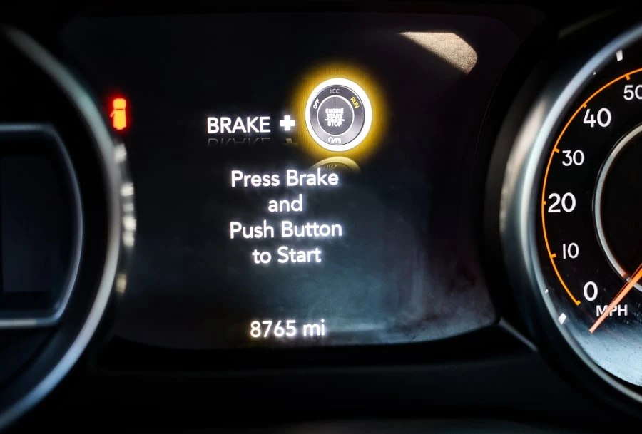 2022 Jeep JL Wrangler - Image 25 of 31