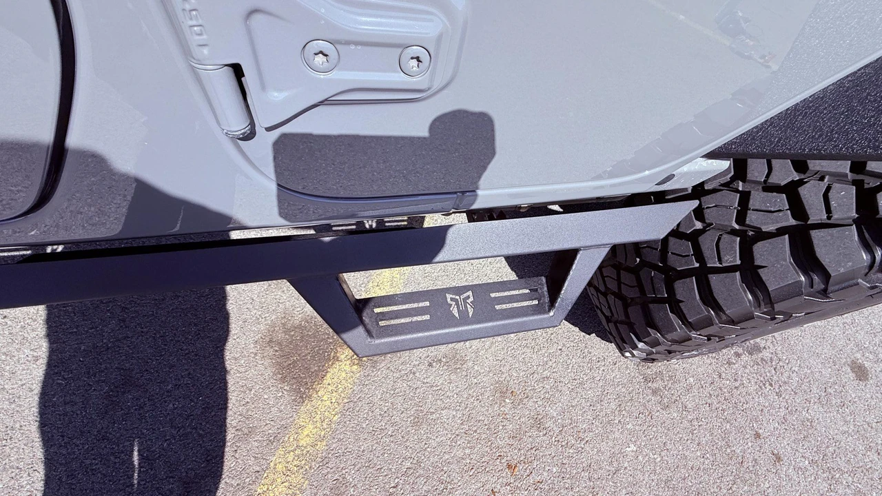 2022 Jeep JL Wrangler - Image 23 of 31