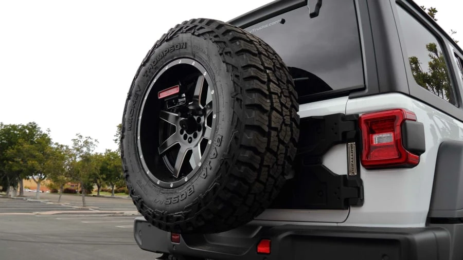 2022 Jeep JL Wrangler - Image 18 of 27
