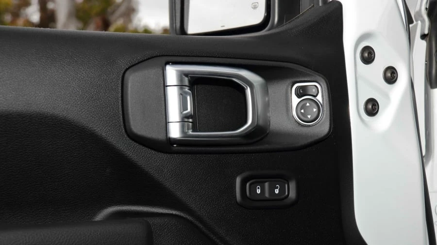 2022 Jeep JL Wrangler - Image 21 of 26