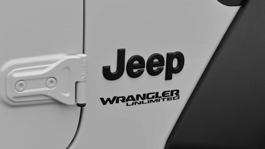 2022 Jeep JL Wrangler - Image 25 of 26