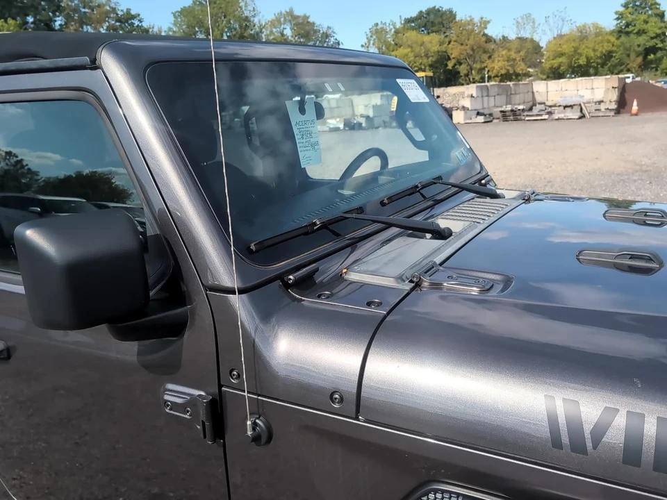2022 Jeep JL Wrangler - Image 20 of 21