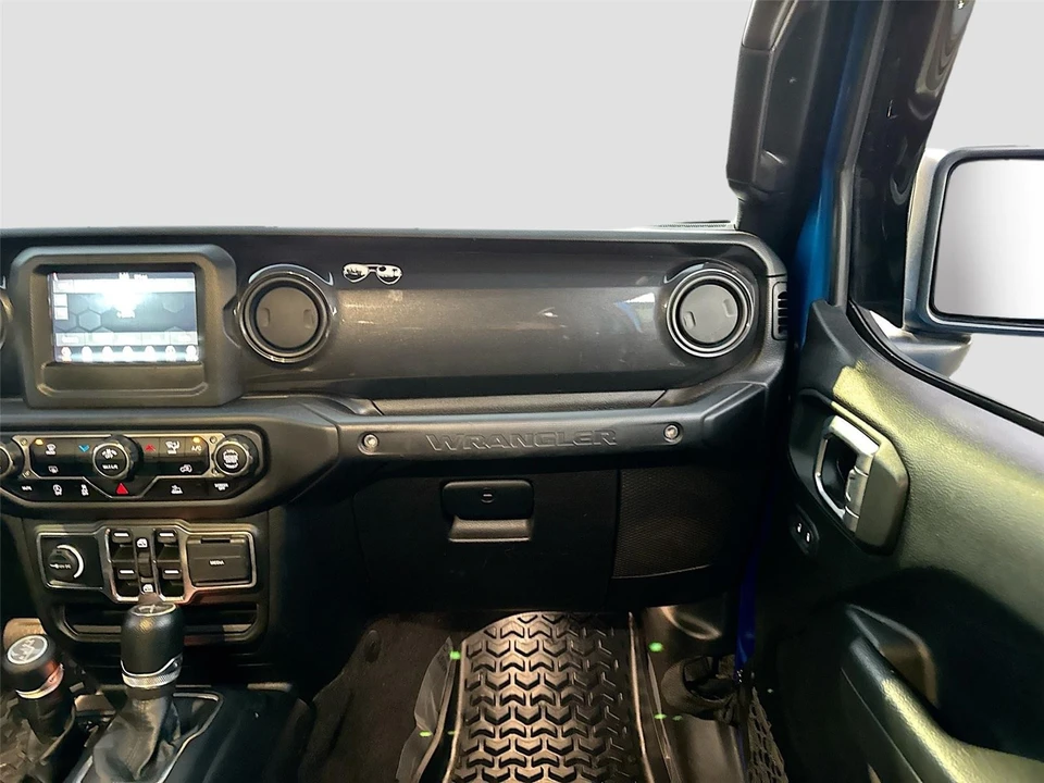2022 Jeep JL Wrangler - Image 20 of 21