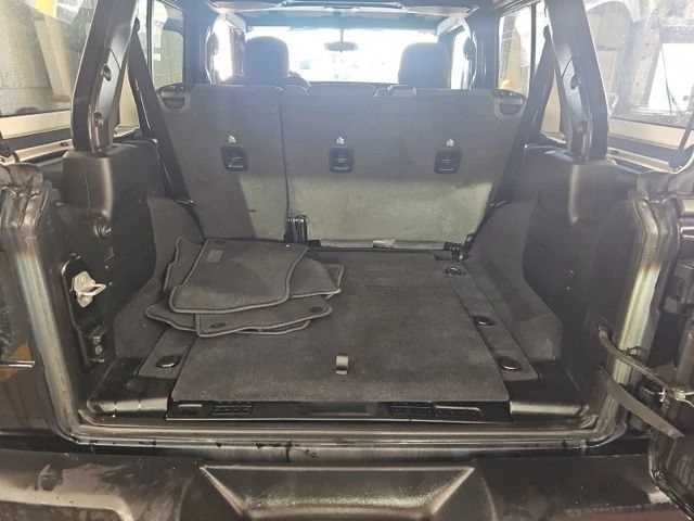 2022 Jeep JL Wrangler - Image 16 of 20