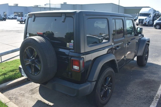 2022 Jeep JL Wrangler - Image 4 of 5