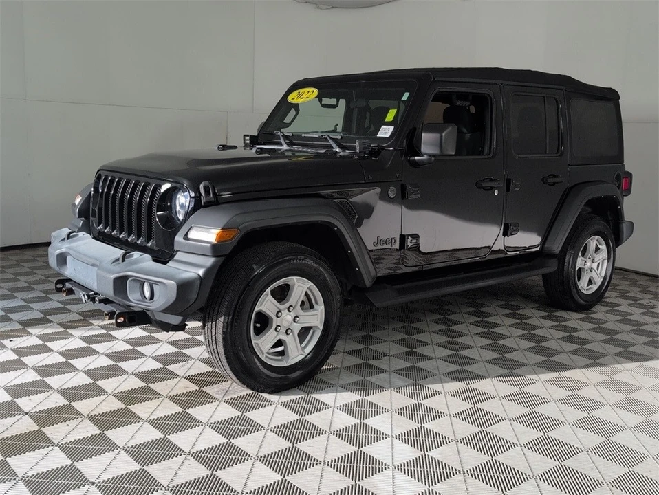 2022 Jeep JL Wrangler - Image 4 of 12