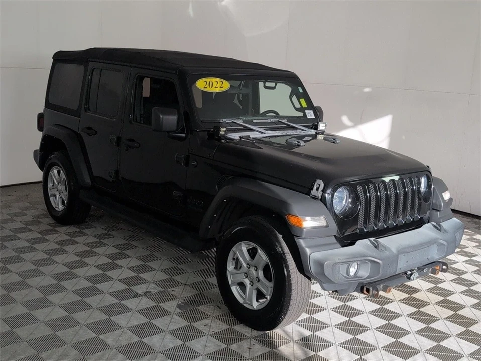 2022 Jeep JL Wrangler - Image 2 of 12