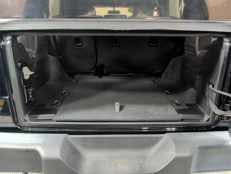 2022 Jeep JL Wrangler - Image 11 of 12