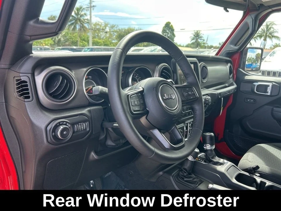 2022 Jeep JL Wrangler - Image 11 of 12
