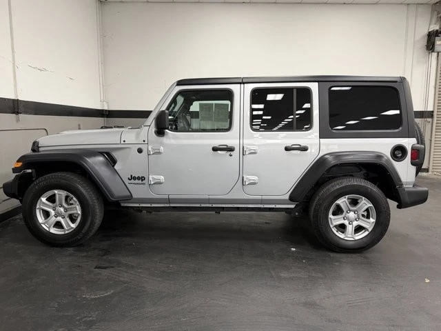 2022 Jeep JL Wrangler - Image 9 of 12