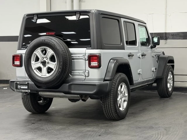 2022 Jeep JL Wrangler - Image 12 of 12