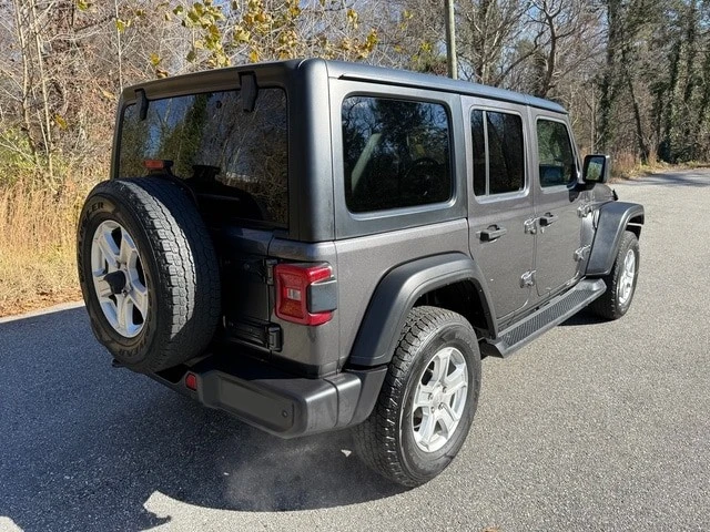 2022 Jeep JL Wrangler - Image 6 of 12