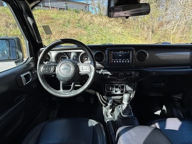2022 Jeep JL Wrangler - Image 10 of 12