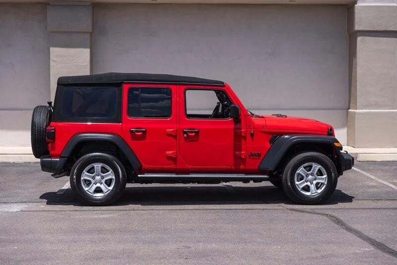 2022 Jeep JL Wrangler - Image 7 of 21