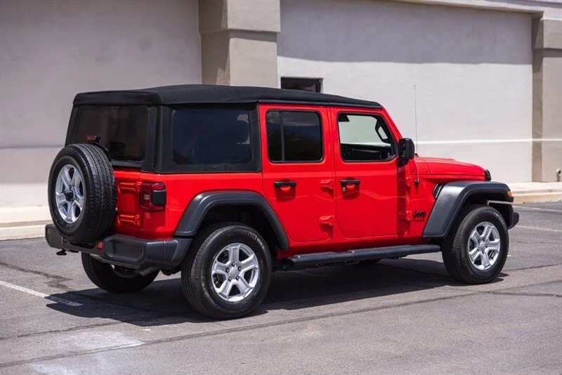 2022 Jeep JL Wrangler - Image 6 of 21
