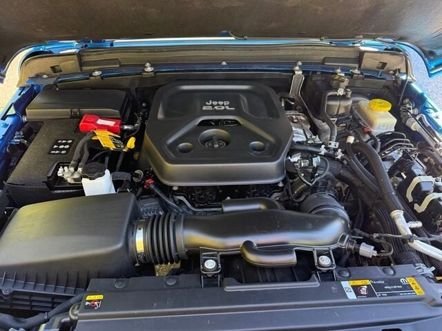 2022 Jeep JL Wrangler - Image 9 of 12