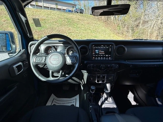 2022 Jeep JL Wrangler - Image 10 of 21