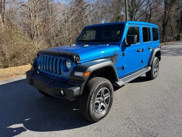 2022 Jeep JL Wrangler - Image 2 of 12