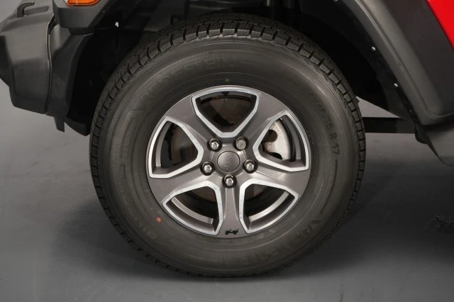 2022 Jeep JL Wrangler - Image 23 of 31