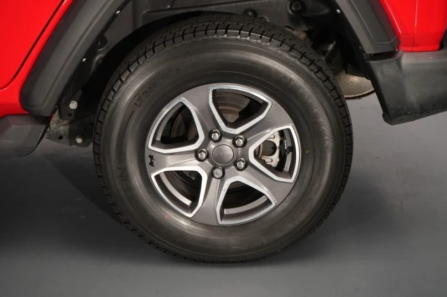 2022 Jeep JL Wrangler - Image 24 of 31