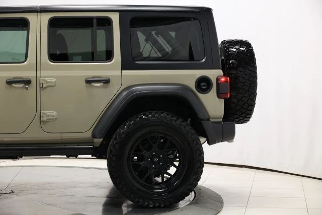 2022 Jeep JL Wrangler - Image 8 of 12