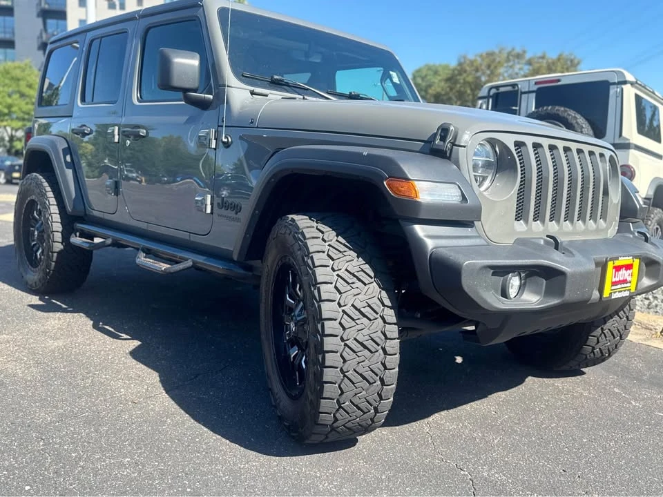 2022 Jeep JL Wrangler - Image 3 of 15