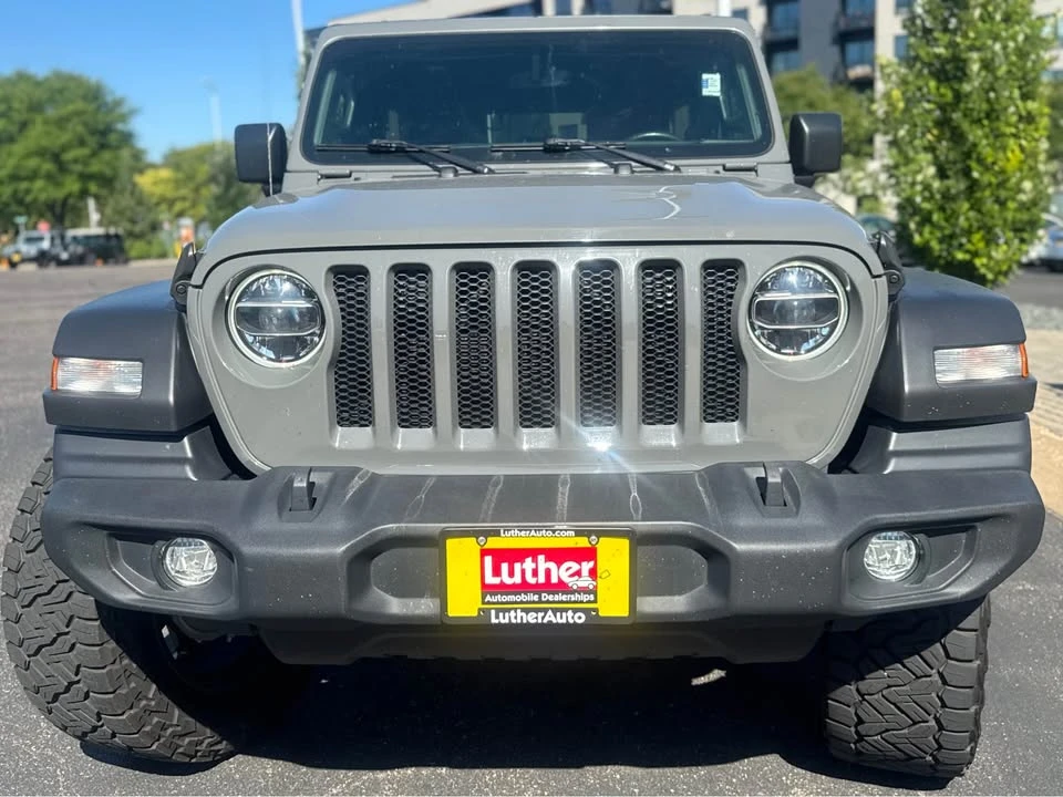 2022 Jeep JL Wrangler - Image 2 of 15