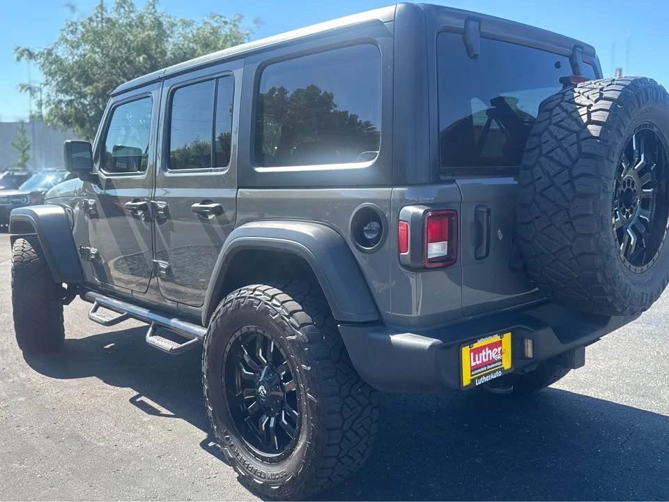 2022 Jeep JL Wrangler - Image 7 of 15