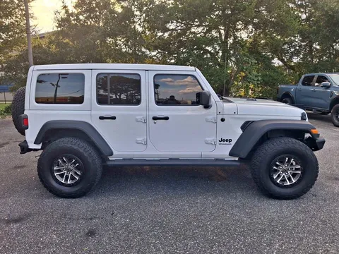 2022 Jeep Wrangler Unlimited Sport S