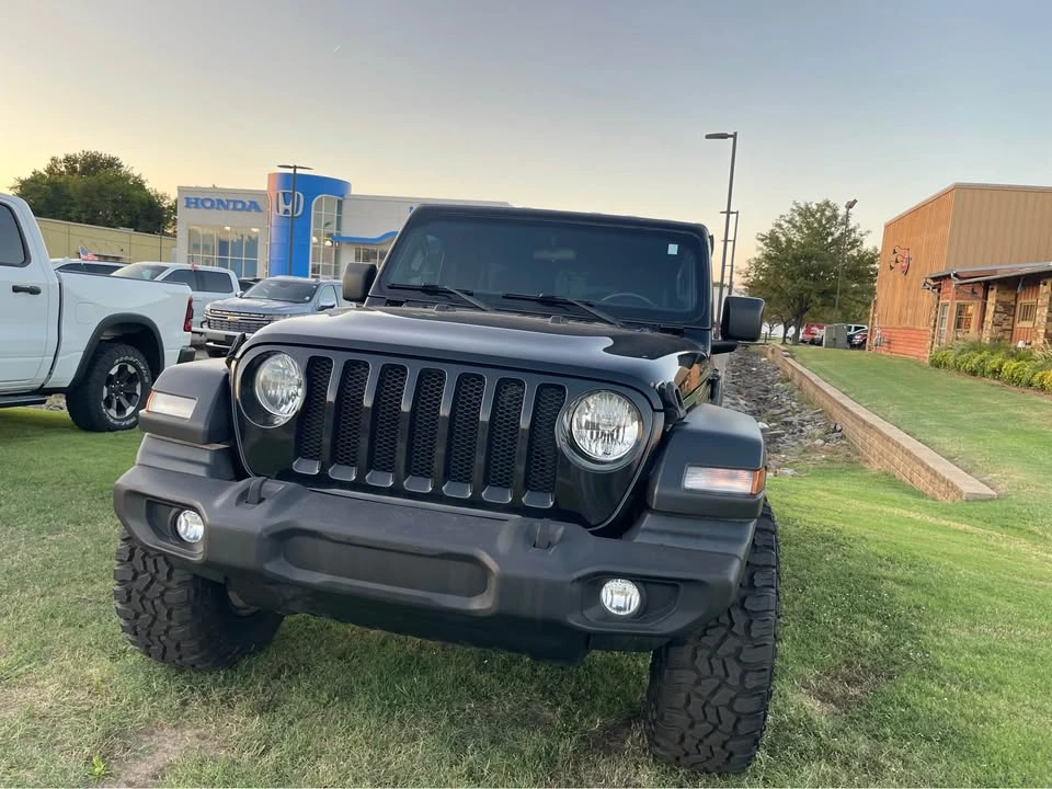 2022 Jeep JL Wrangler - Image 3 of 9