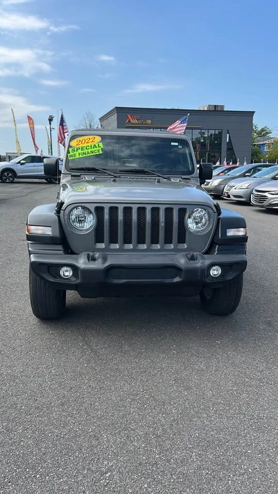 2022 Jeep JL Wrangler - Image 2 of 7
