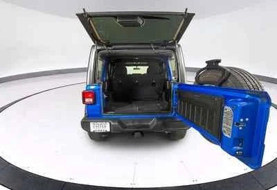 2022 Jeep JL Wrangler - Image 5 of 10