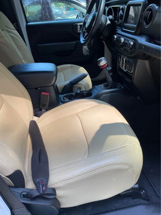2022 Jeep JL Wrangler - Image 9 of 15